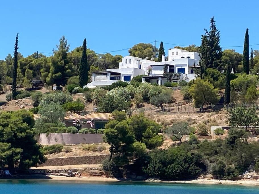 Retreat Villa By The Sea With Pool In Porto Heli Exterior photo